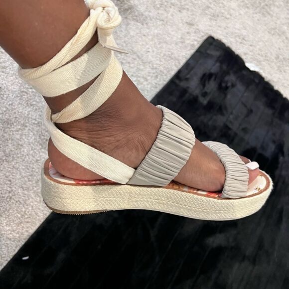 Women’s Goddess Sandals - Picture 7 of 7